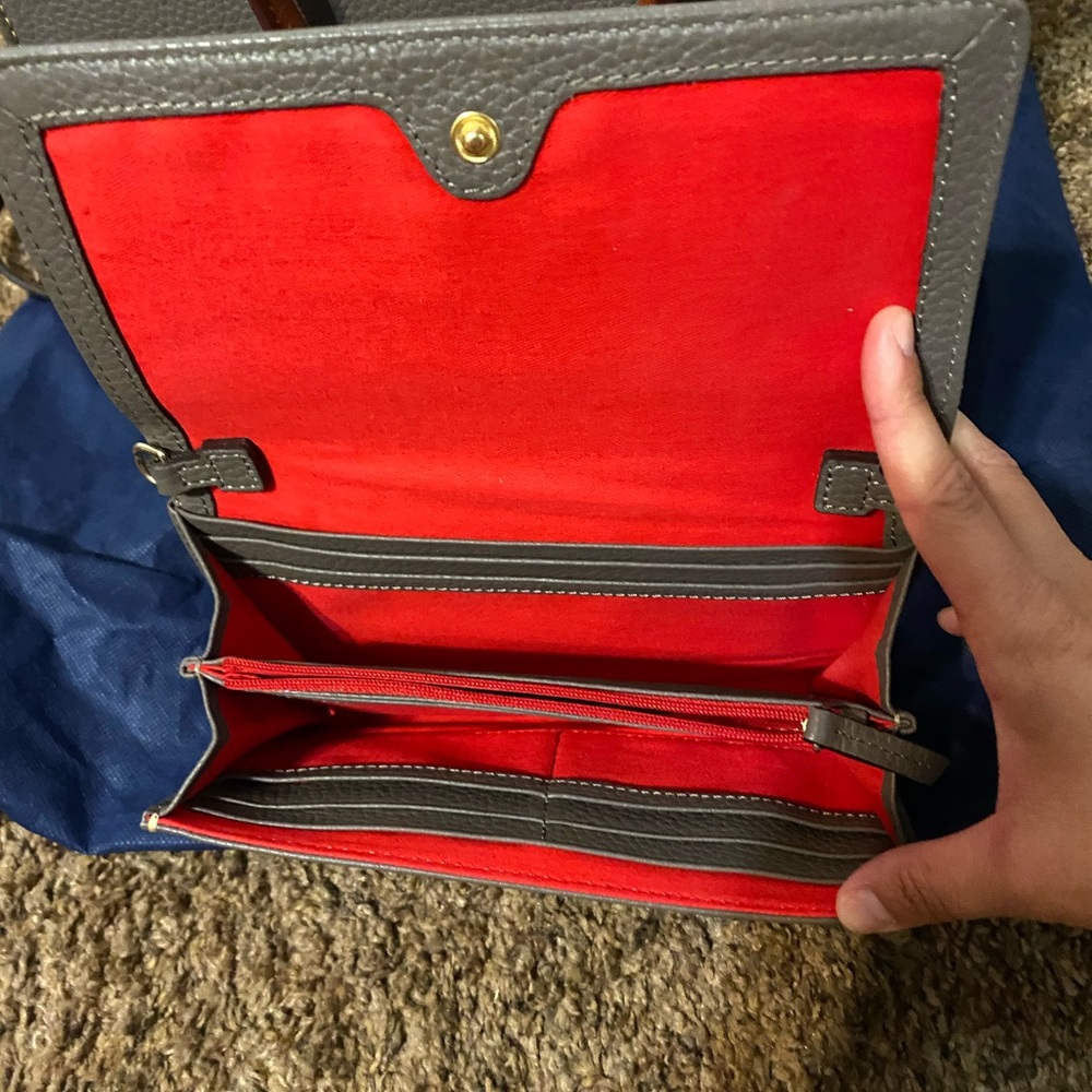 Dooney and Bourke wallet